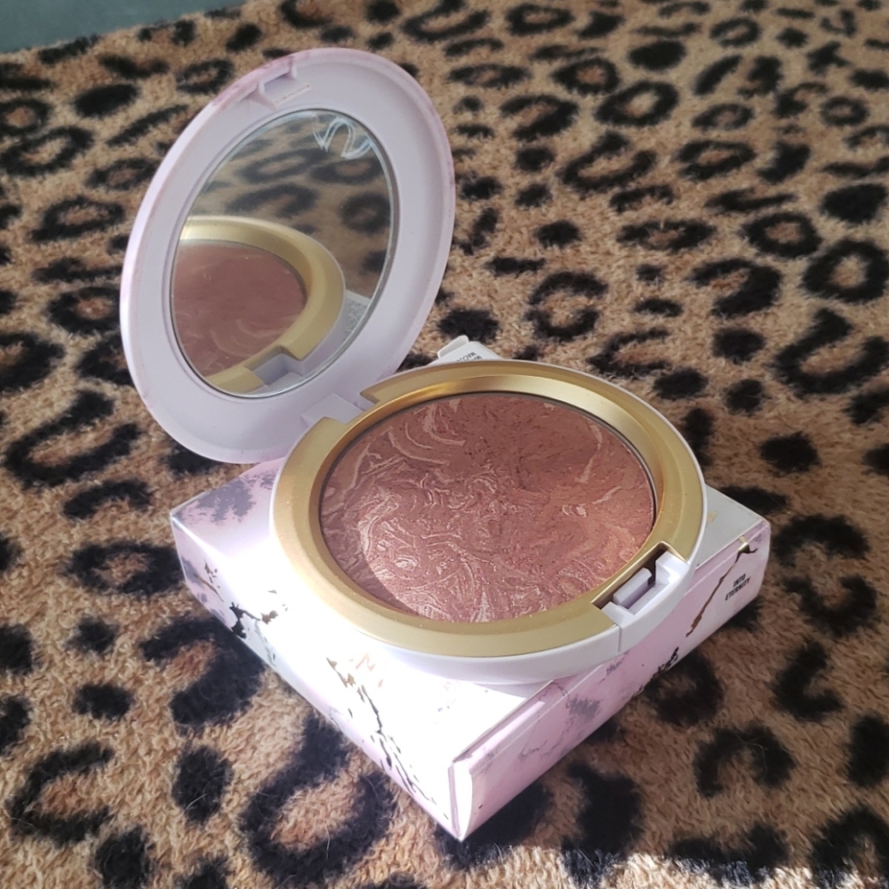SOLD*MAC Into Eternity, Electric Wonder Collection